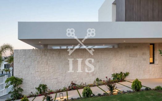 Ántik Villas – Vendues